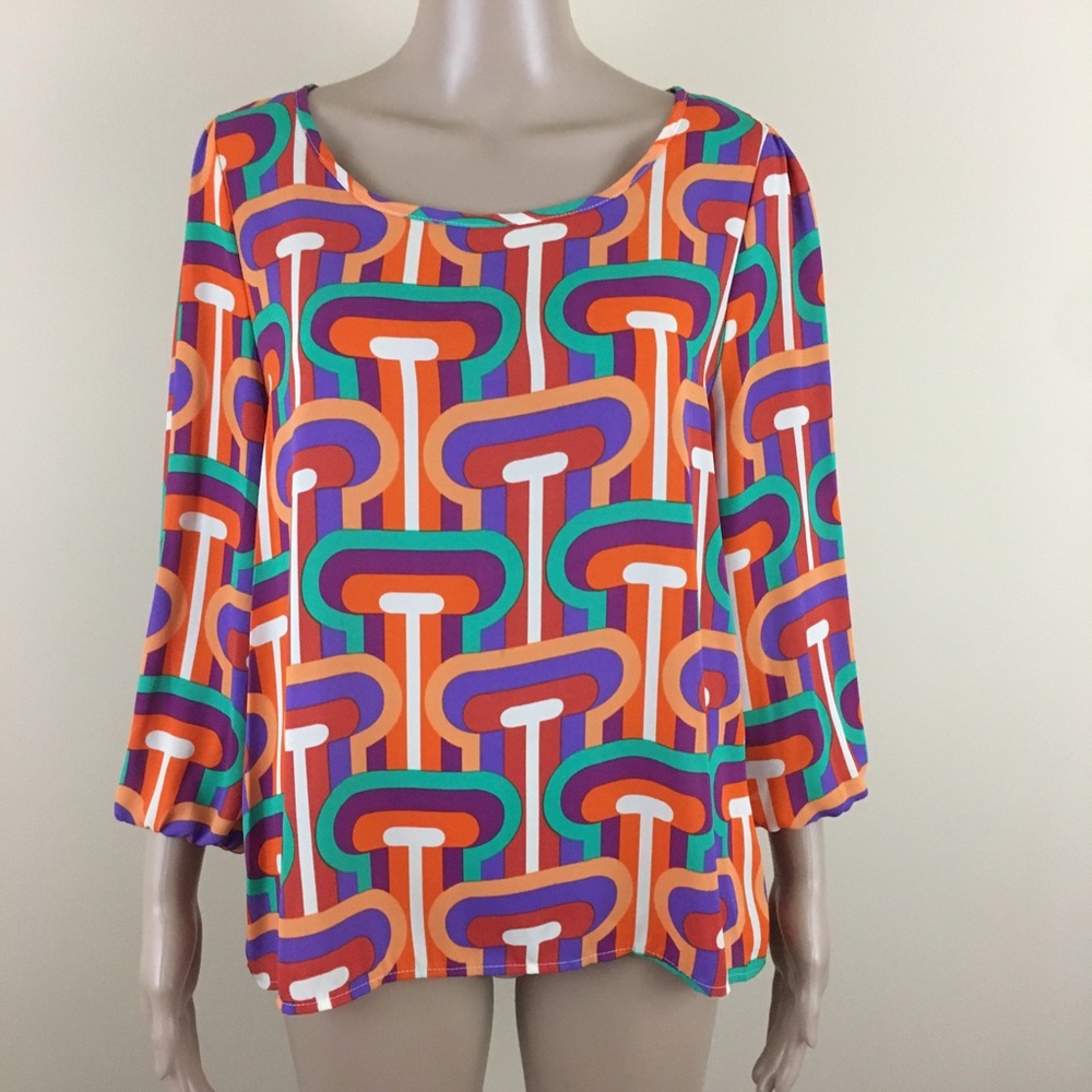 🌸 Peaches Love Cream Small Long Sleeve Shirt Mod